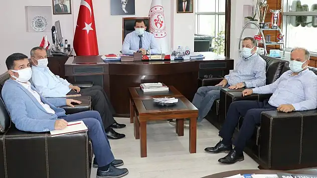 ALİ İHSAN KABAKCI ŞUBE MÜDÜRLERİ İLE BİR ARAYA GELDİ