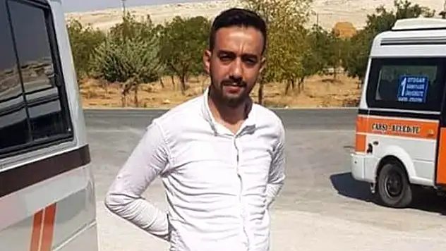 ALKOL ALDIĞI ARKADAŞININ BOĞAZINI KESİP ÖLDÜRDÜ