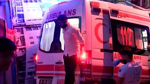 AMBULANSIN ÜZERİNE ÇIKTILAR