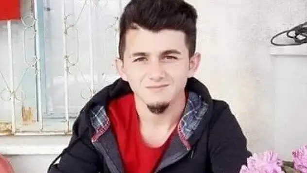 AMBULANSLA ÇARPIŞAN MOTOSİKLETİN SÜRÜCÜSÜ ÖLDÜ