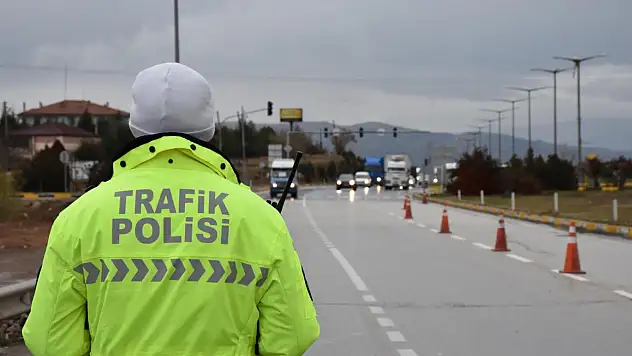 Araç muayenesinde yeni dönem: Pense, tornavida ve dahası...