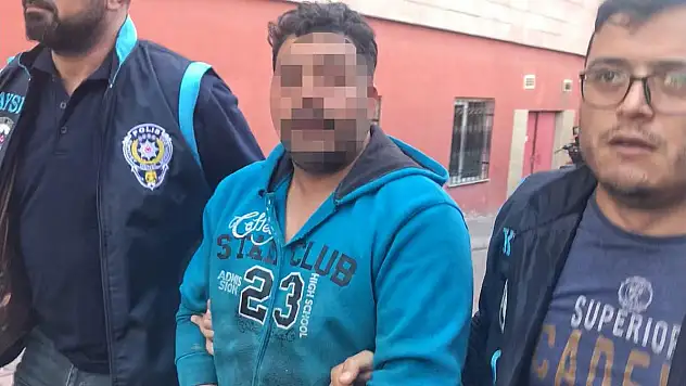 Araçların camlarını idrarıyla silen zanlı, 'Kafam güzeldi'