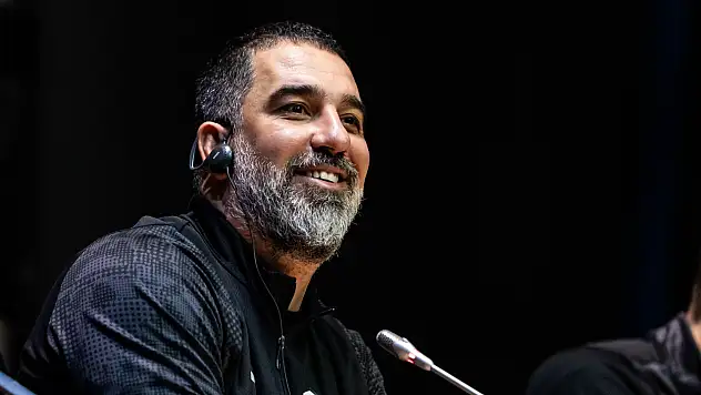 Arda Turan, Ukrayna'da yılın teknik direktörü seçildi