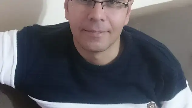 ARKADAŞINI 43 BIÇAK DARBESİYLE ÖLDÜREN SANIĞA 28 YIL HAPİS