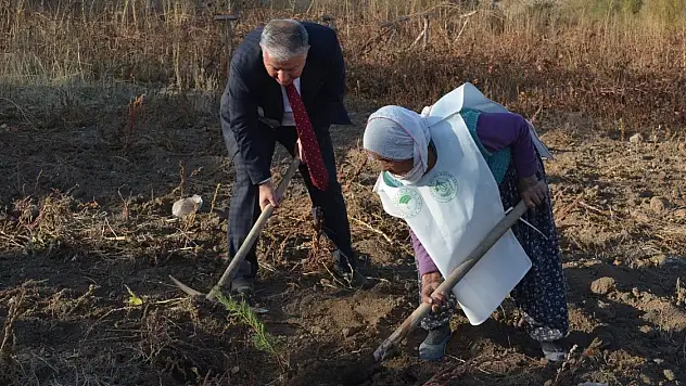 ASIRLIK NİNEDEN 'GELECEĞE NEFES OL'KAMPANYASINA DESTEK
