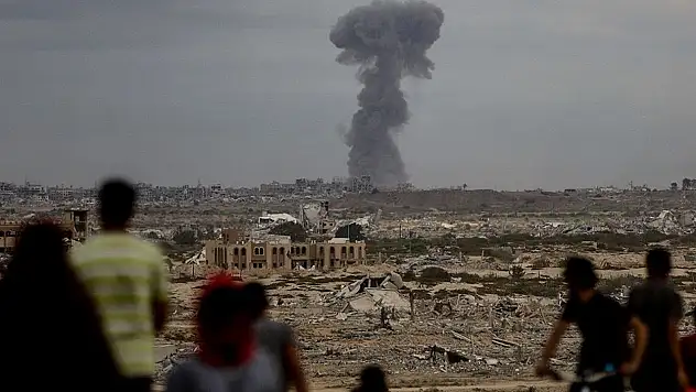 Ateşkesin ardından işgalci İsrail yine Gazze'yi vurdu