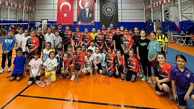 AVRUPA HAREKETLİLİK HAFTASI BADMİNTON MAÇLARI YAPILDI