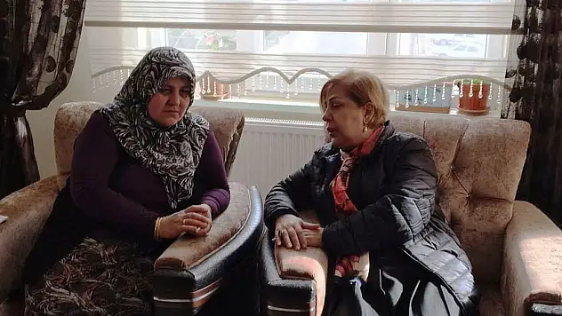 Ayşe Kamçı Şehit Ailesini ziyaret etti.