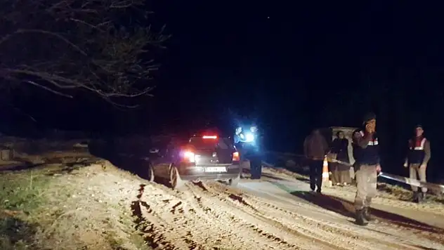 Baba ve 12 yaşındaki oğlunu dayak yeme korkusu ile öldürmüş