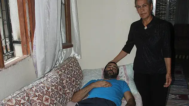 BACAĞINA BETON DÜŞEN GENCİN HAYATI KARARDI