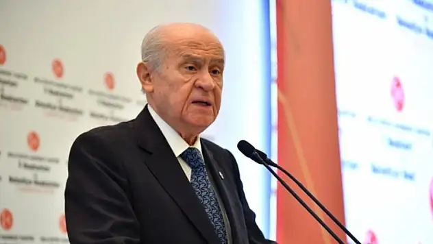 Bahçeli, 50 il başkanını İstanbul seçimi için Ankara'ya çağırdı