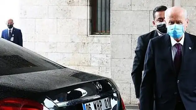 BAHÇELİ'DEN MUHALEFETİN ERKEN SEÇİM ÇAĞRISINA YANIT