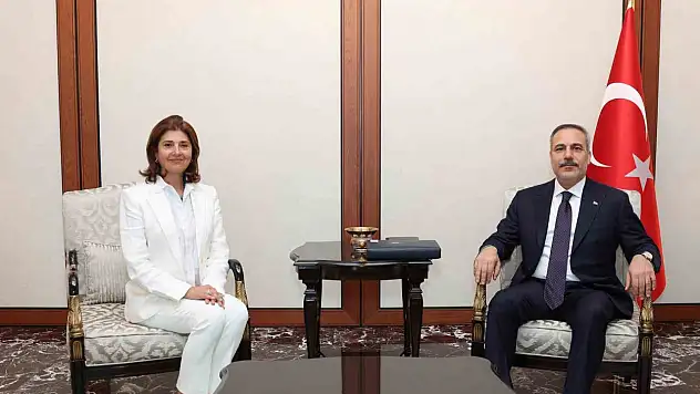 Bakan Fidan, BM Genel Sekreteri'nin Kıbrıs konusunda Şahsi Temsilcisi Holguin ile görüştü