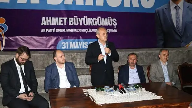 Bakan Turhan: İstanbul gibi büyük bir şehrin belediye başkanlığını riske atamayız