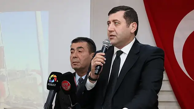 Baki Ersoy'dan Başkan Metin'e övgü