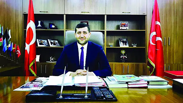 BAKİ ERSOY'DAN 24 KASIM ÖĞRETMENLER GÜNÜ MESAJI