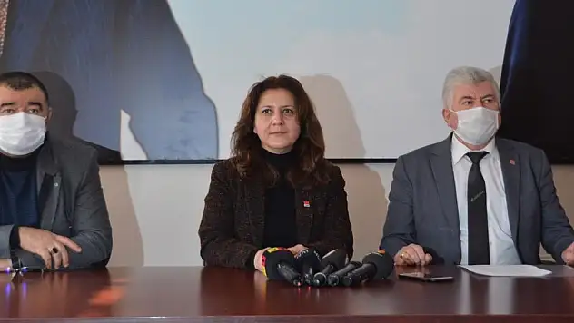 BAL: 'VATANDAŞA PARAYI KAŞIKLA VERİP, KEPÇEYLE ALIYORLAR'