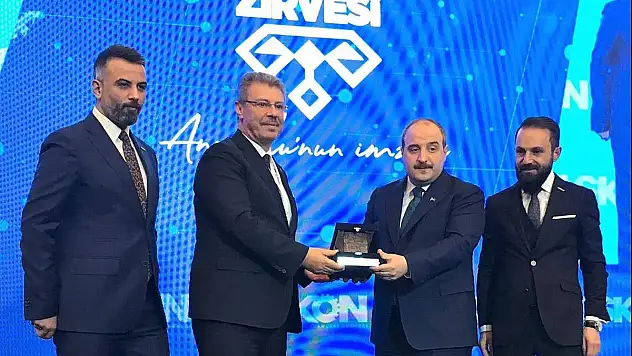 BAŞKAN AKAY: 'AR-GE'DE HEDEFİMİZ YERLİ PANCAR TOHUMUDUR'