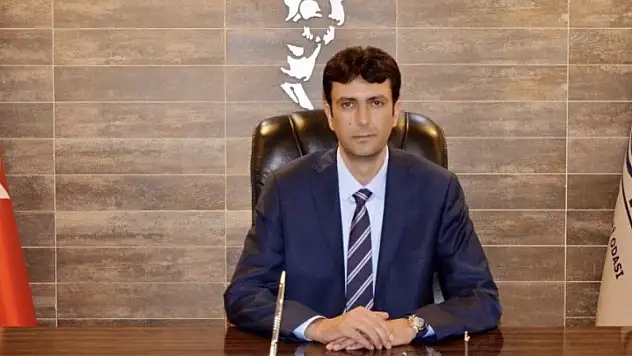 BAŞKAN AKSOY: 'BAYRAĞIMIZ ŞEREFLE DALGALANMAYA DEVAM EDECEKTİR'