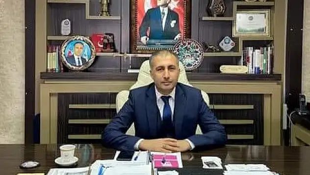 BAŞKAN BAYRAK'TAN KADIN PERSONELE '8 MART' JESTİ