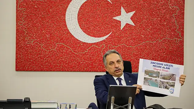 'BAŞKAN BEYAZ MESADA' SOSYAL MEDYADAN SÜRÜYOR