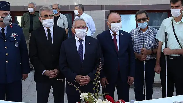 BAŞKAN BÜYÜKKILIÇ: 'İKİ SEVİNCİ BİR ARADA YAŞIYORUZ'