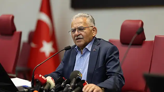 Başkan Büyükkılıç: Kayseri, Kayserispor'u daha güçlü sahiplendi