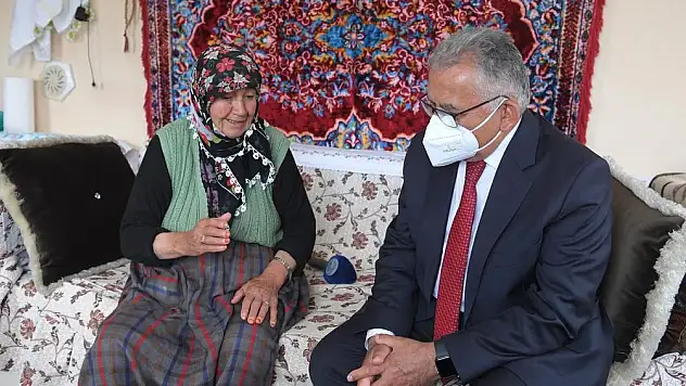 BAŞKAN BÜYÜKKILIÇ, NECİBE NİNE'NİN DAVETİNİ GERİ ÇEVİRMEDİ