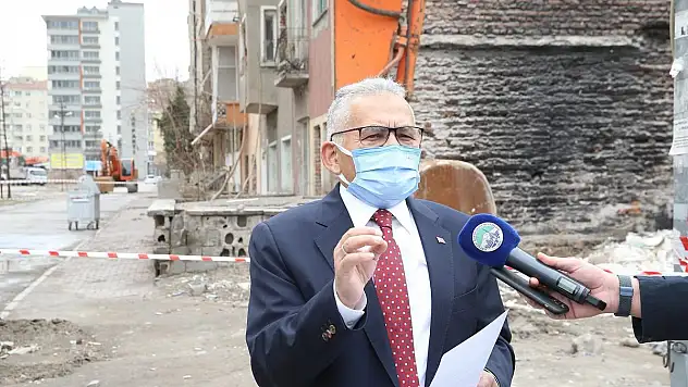 BAŞKAN BÜYÜKKILIÇ, SAHABİYE'DE İKİNCİ ETABIN YIKIMINI BAŞLATTI