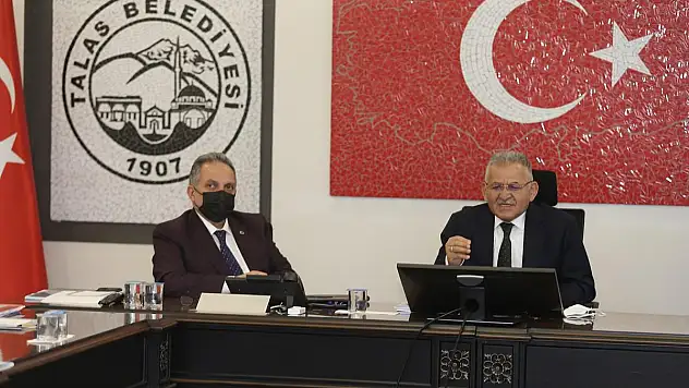 BAŞKAN BÜYÜKKILIÇ, TALAS'TA YATIRIMLARI MASAYA YATIRDI