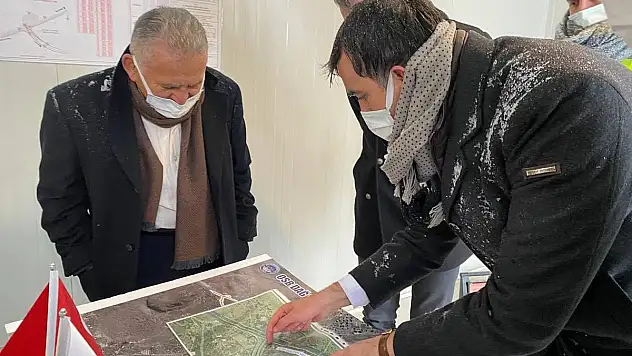 BAŞKAN BÜYÜKKILIÇ, TROMPET KAVŞAK MODELİNİ YERİNDE İNCELEDİ
