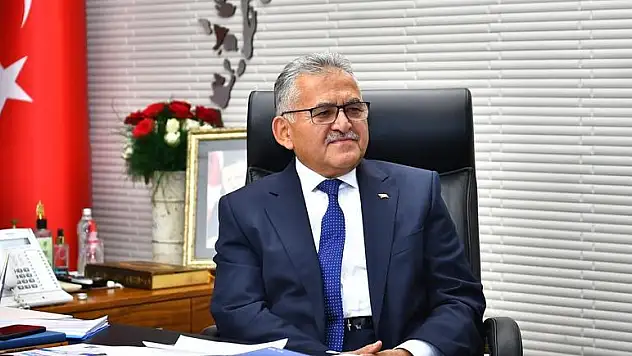 BAŞKAN BÜYÜKKILIÇ: YAŞAM ALANLARINDA VE AVM'LERDE HAREKETLİLİĞİ AZALTMALIYIZ