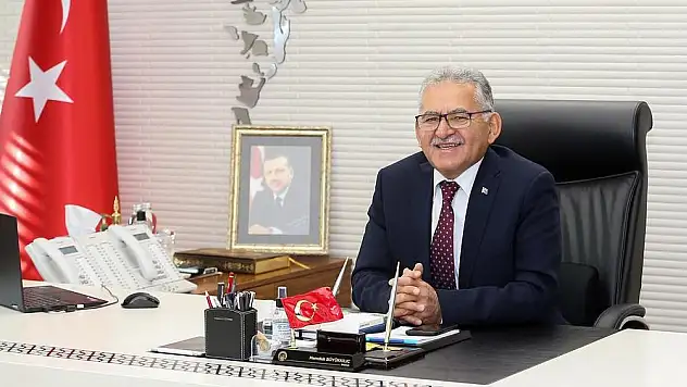 BAŞKAN BÜYÜKKILIÇ'TAN 'ANNELER GÜNÜ' MESAJI