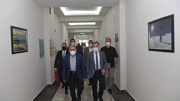 BAŞKAN BÜYÜKKILIÇ'TAN HACILAR BELEDİYE BAŞKANI ÖZDOĞAN'A ZİYARET