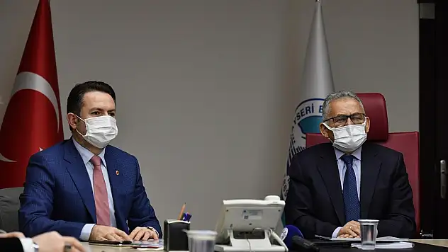 BAŞKAN BÜYÜKKILIÇ'TAN 'KAYSERİGAZ' TOPLANTISI