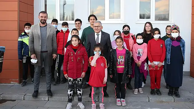 BAŞKAN BÜYÜKKILIÇ'TAN PALAS'A 6 AYRI MÜJDE