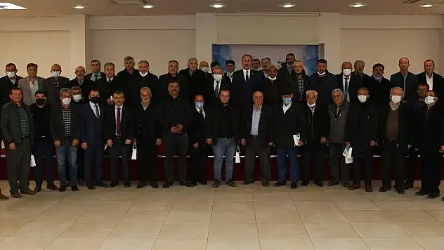 BAŞKAN BÜYÜKKILIÇ'TAN TOMARZA'DA MUHTARLARLA İSTİŞARE TOPLANTISI