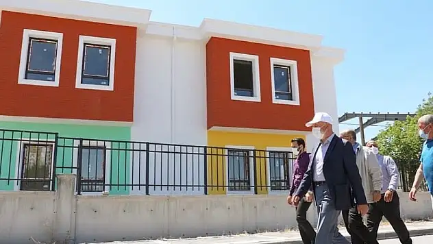 BAŞKAN ÇOLAKBAYRAKDAR'DAN GENÇ VE ÇOCUKLARA POZİTİF AYRIMCILIK