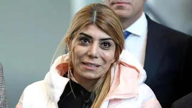 BAŞKAN GÖZBAŞI'NIN MUTLULUK GÖZYAŞLARI