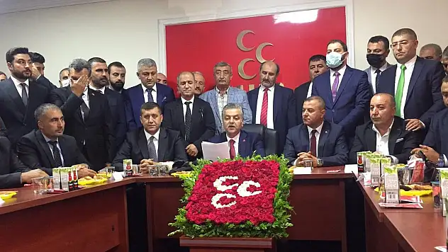 BAŞKAN İNCETOPRAK, YENİ İL YÖNETİMİNİ TANITTI
