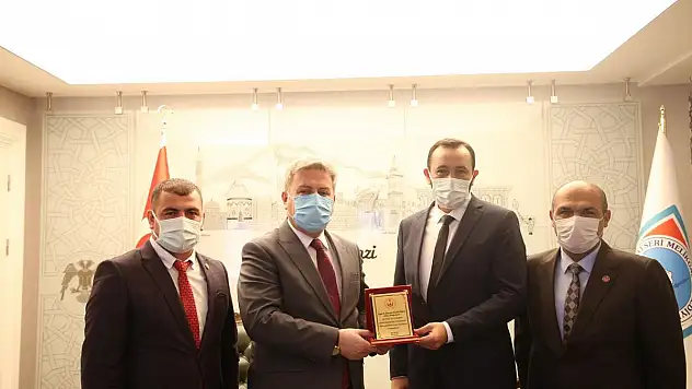 BAŞKAN MUSTAFA PALANCIOĞLU: 'HER ZAMAN ŞEHİT AİLELERİ VE GAZİLERİMİZİN YANINDAYIZ'