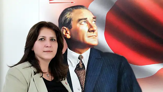 BAŞKAN ÖZER: ATATÜRK, EYLEMLERİ VE FİKİRLERİYLE EŞSİZ BİR LİDERDİR!
