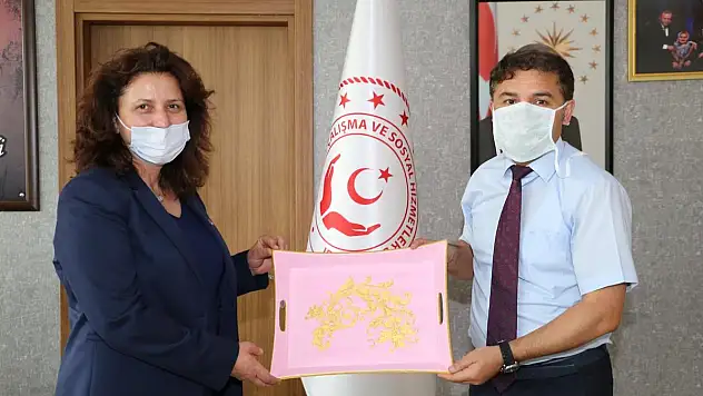 CHP İL BAŞKANI ÖZER, İL MÜDÜRÜ ÖZER'İ ZİYARET ETTİ