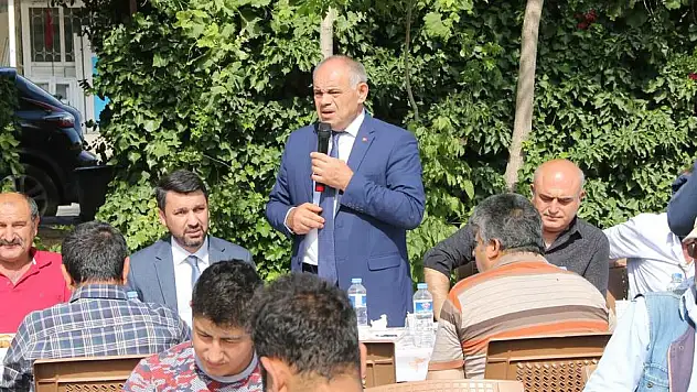 BAŞKAN ÖZTÜRK SANAYİ ESNAFIYLA BULUŞTU