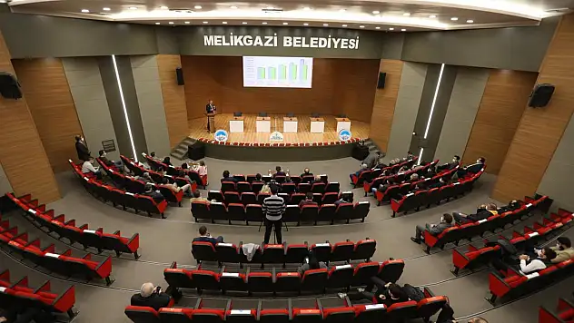 BAŞKAN PALANCIOĞLU, 2020 YILINDA GERÇEKLEŞTİRİLEN HİZMETLERİ ANLATTI