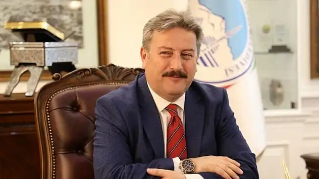 BAŞKAN PALANCIOĞLU DÜNYA ŞAMPİYONUNU TEBRİK ETTİ