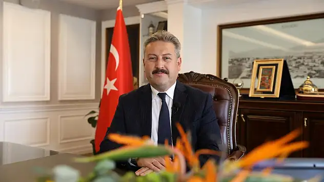 BAŞKAN PALANCIOĞLU : 'KENTSEL DÖNÜŞÜM DE İNŞAAT TAAHHÜT İŞLERİNDE KDV YÜZDE 1'E DÜŞÜRÜLDÜ'