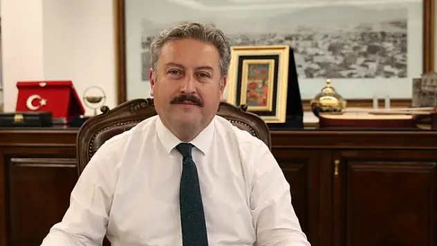 BAŞKAN PALANCIOĞLU, 'TURKUAZ SERAMİK' FİRMASINI TEBRİK ETTİ