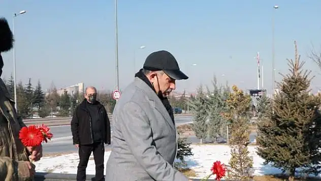 BAŞKAN YALÇIN BAKÜ KATLİAMI ŞEHİTLERİNİ ANDI