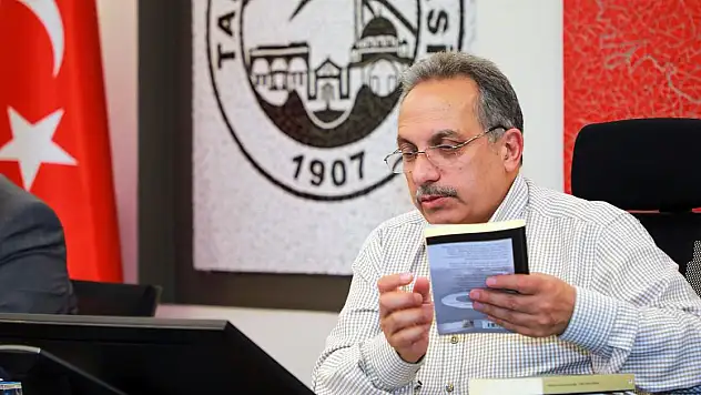 BAŞKAN YALÇIN, 'BAŞKAN MAHALLEMİZDE' İLE EVLERE KONUK OLDU